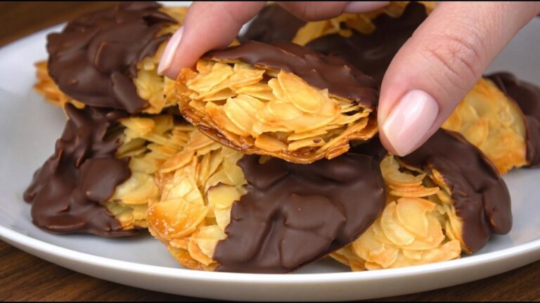 Questo semplice gesto trasforma le mandorle in dolcetti deliziosi… da provare subito!