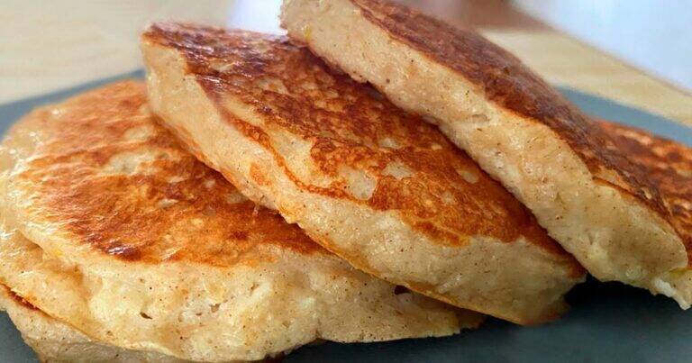 Come preparare i pancake di avena e mela: leggeri e gustosi
